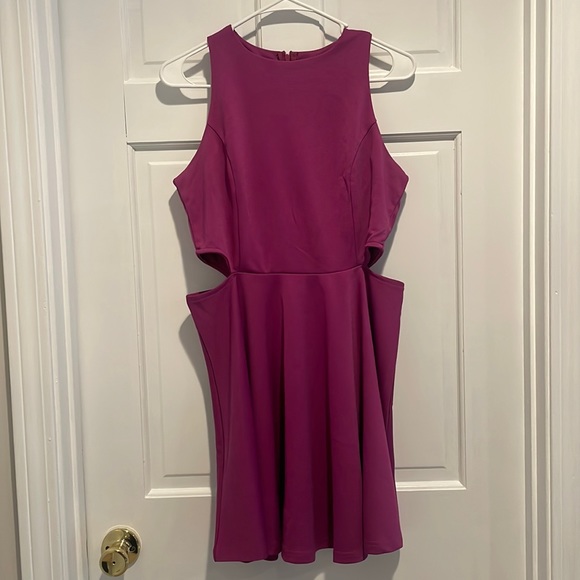 NWOT Lux II Women's Black Lace Neckline Sleeveless A-Line Cocktail Dress Sz 8